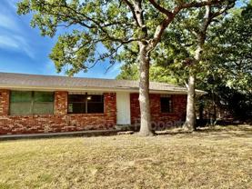 308 Se 10th - Photo 1 of 1