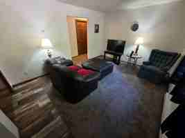 featured image of 1832 6th St