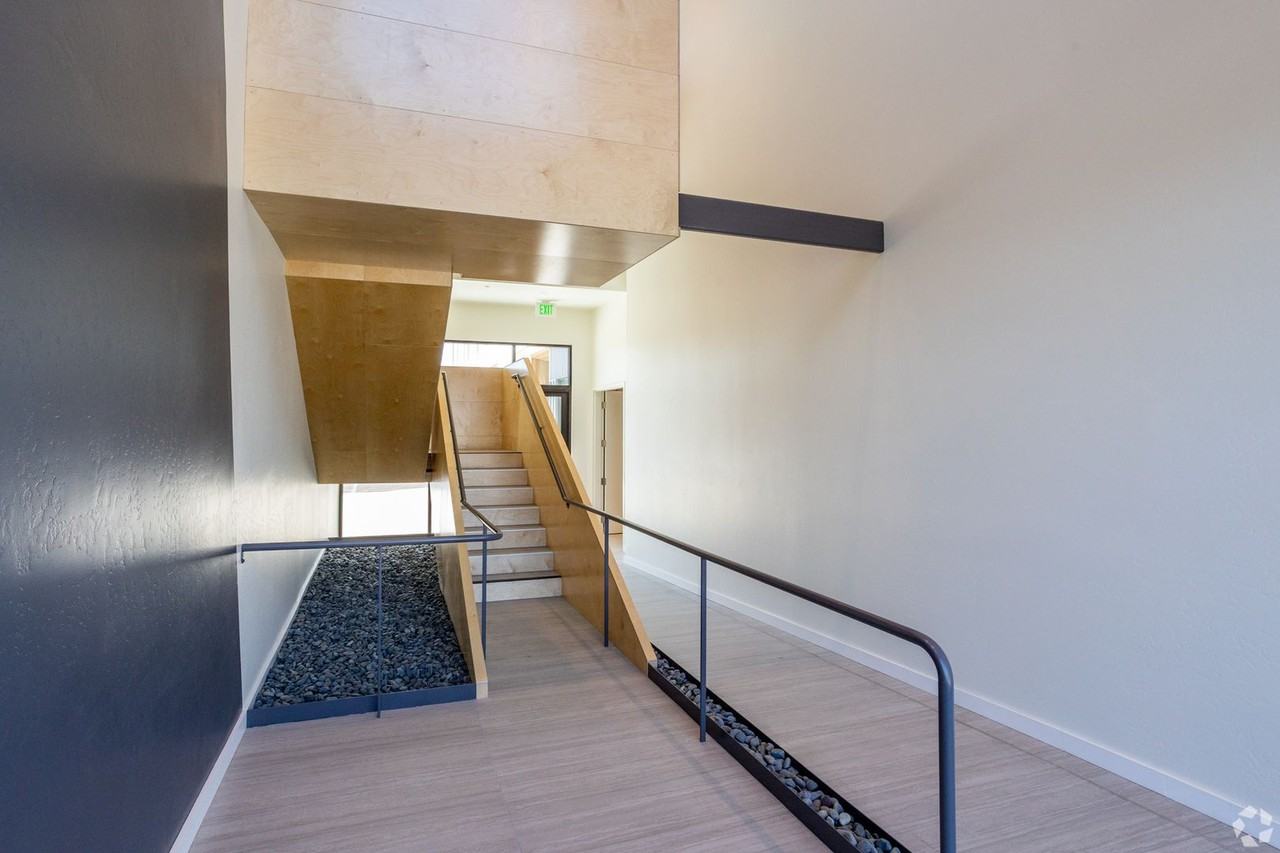 2800 Broad St #207 - Photo 6 of 12