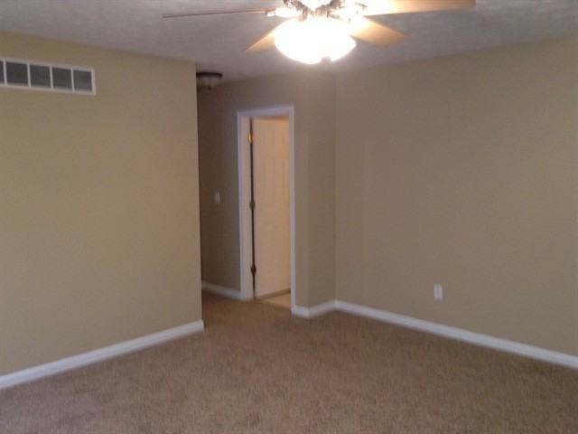 8 Finch Ct - Photo 3 of 21