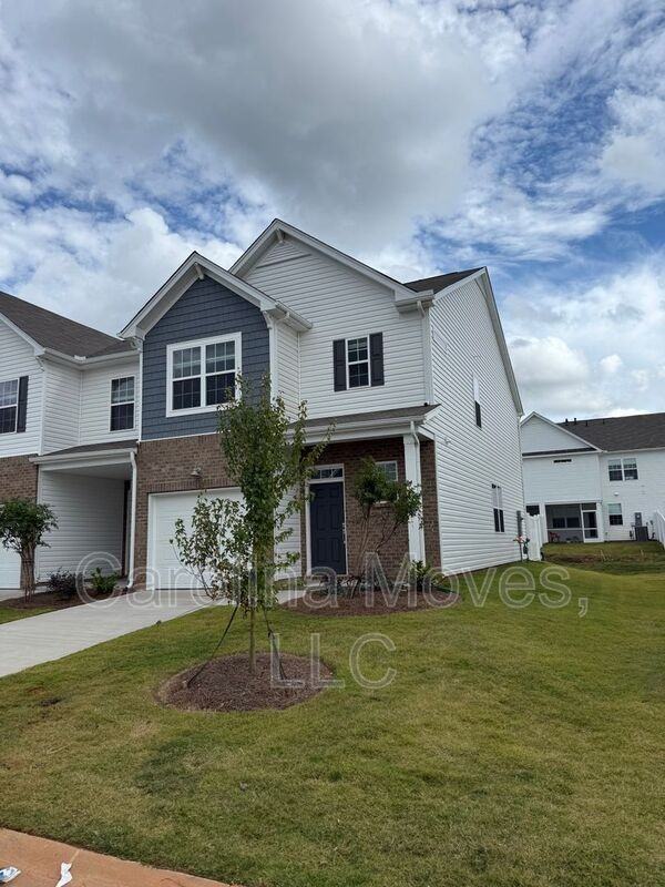 1664 Wren Creek Rd - Photo 2 of 20