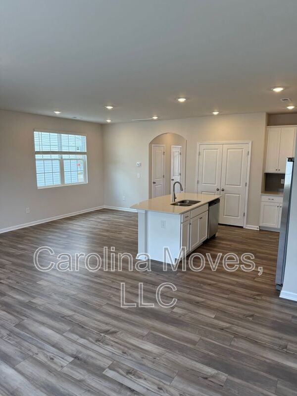 1664 Wren Creek Rd - Photo 4 of 20