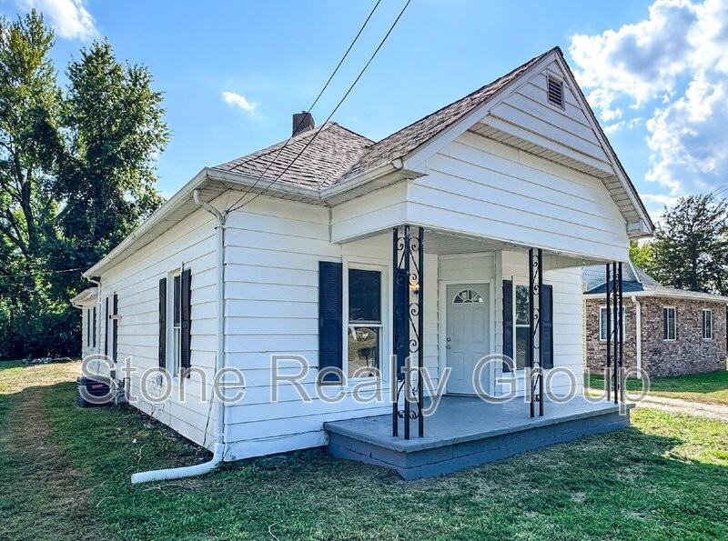 7581 Wabash Ave - Photo 2 of 19