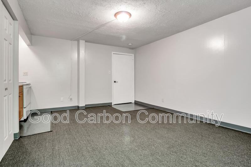 2641 Spring St #3 - Photo 3 of 7