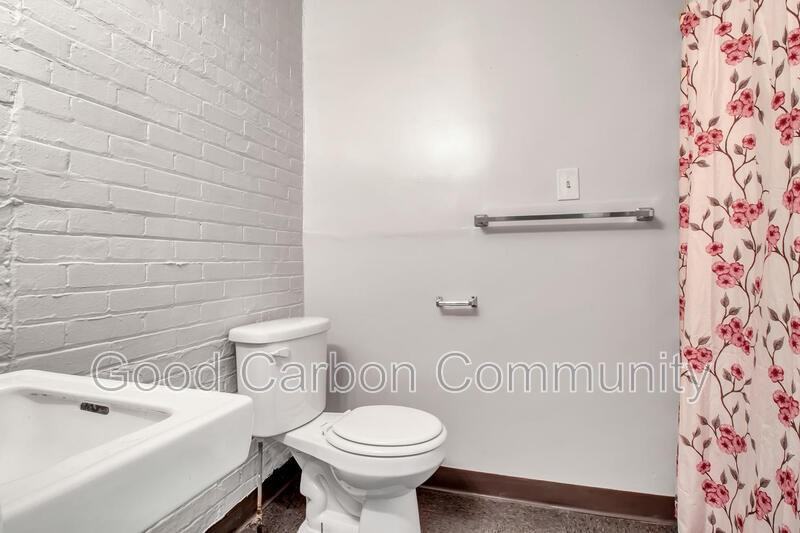 2641 Spring St #3 - Photo 5 of 7