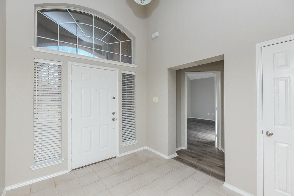 6920 Field Lark Dr - Photo 3 of 16