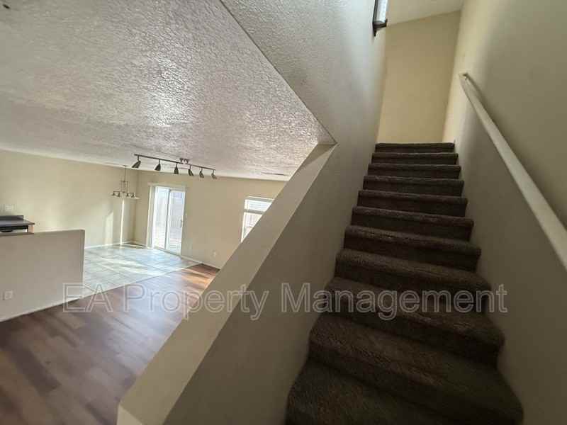 12516 Snowmass Way Northeast - Photo 3 of 13