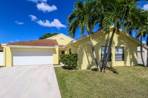 featured image of 11849 Woodtones Ln