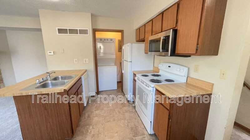 8704 Nw 82nd Ter #C - Photo 6 of 15