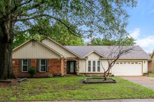 8620 Kettering Dr - Photo 1 of 1
