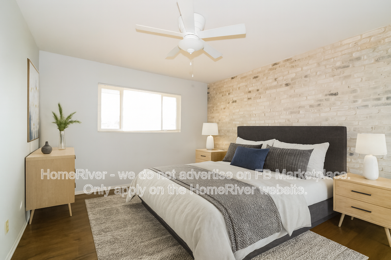 3911 W Marlette Ave - Photo 6 of 25