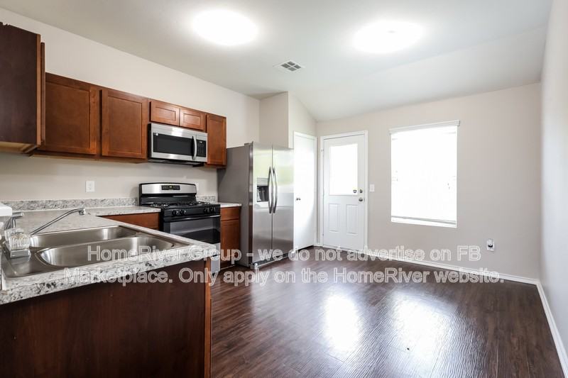 3409 Southeast 94th Street - Photo 5 of 27