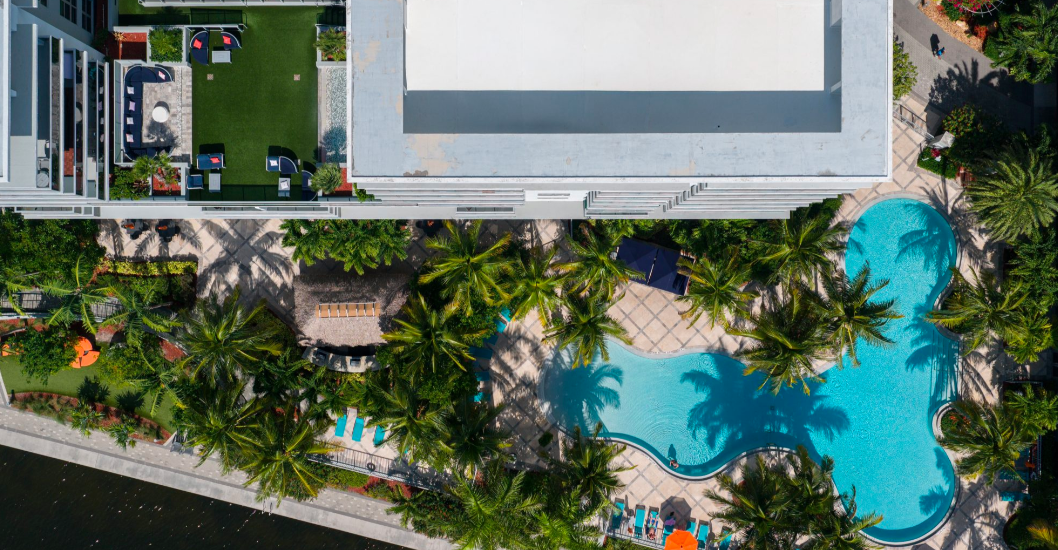 3330 Port Royale Drive South #321 - Photo 4 of 5