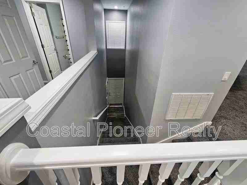 2035 River Turia Cir - Photo 4 of 32