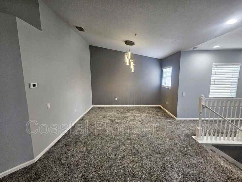 2035 River Turia Cir - Photo 5 of 32