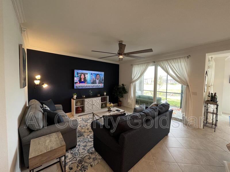 14184 Heritage Landing Blvd - Photo 3 of 15