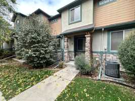 featured image of 2845 Willow Tree Ln