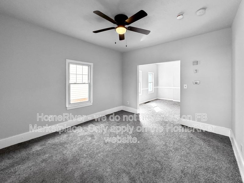 1050 East 70th Street - Photo 4 of 19