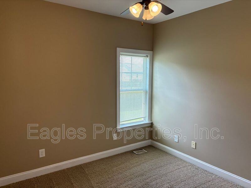 200 Stillwater Creek Dr - Photo 6 of 15