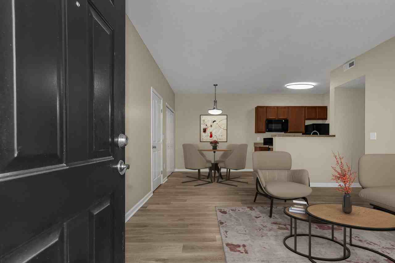 Hartford Village Commons - Photo 2 of 21