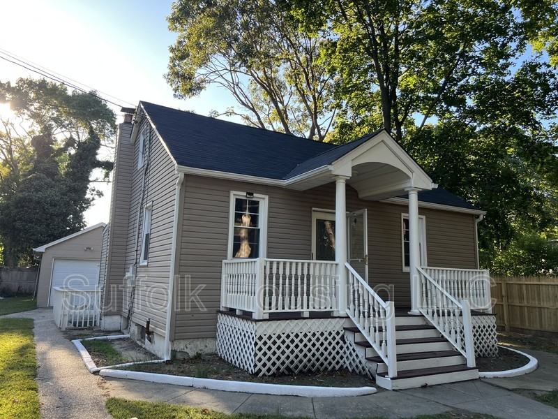 6 Broadway - Photo 2 of 21