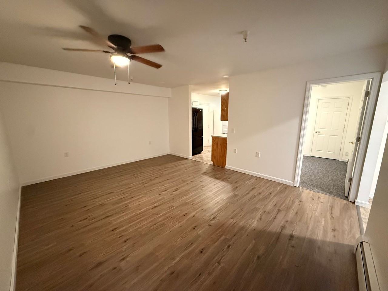 Brown House Commons - Photo 4 of 17