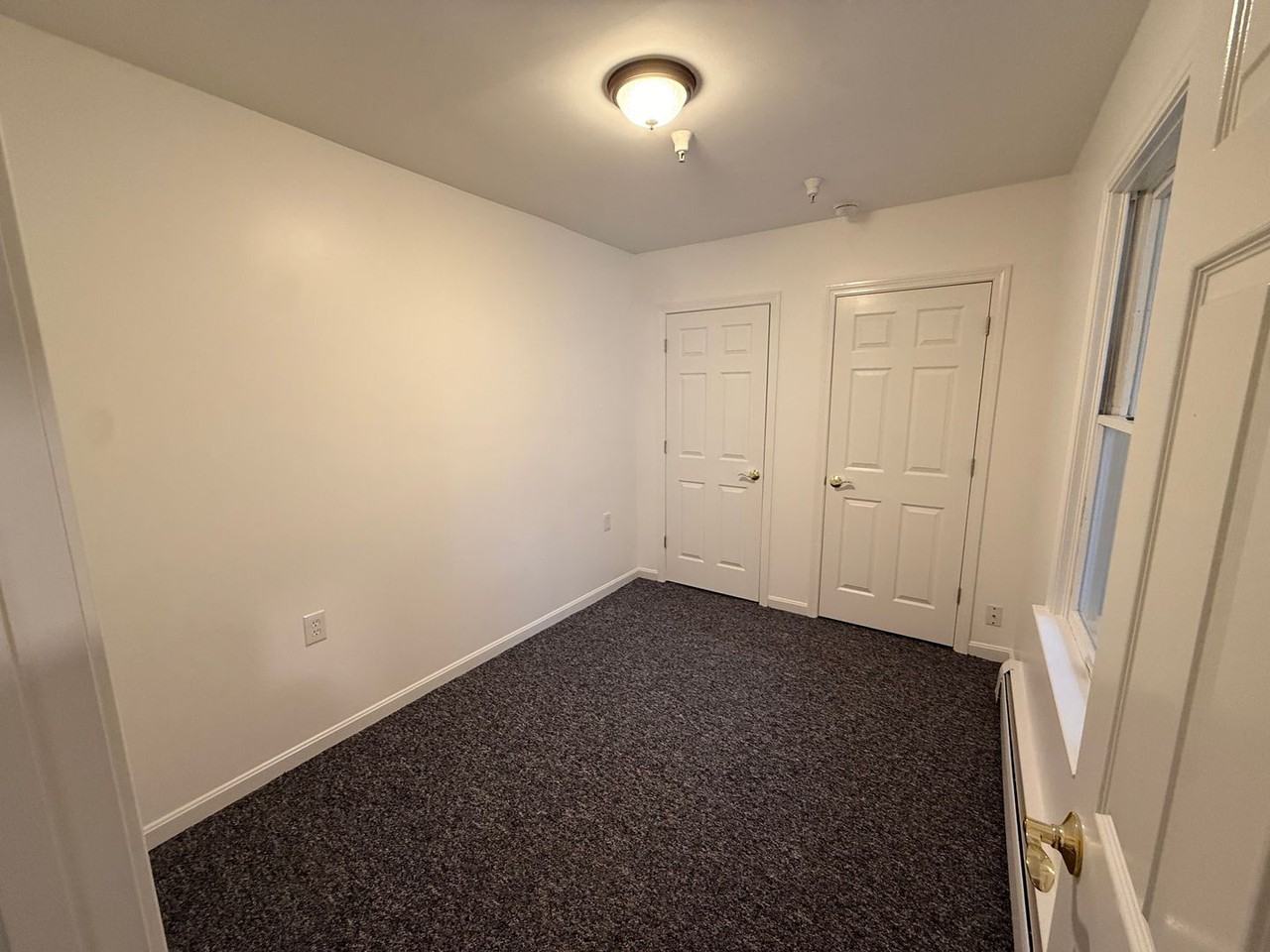 Brown House Commons - Photo 6 of 17