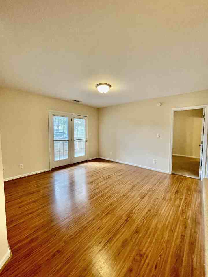 101 Colonnade Street - Photo 4 of 23