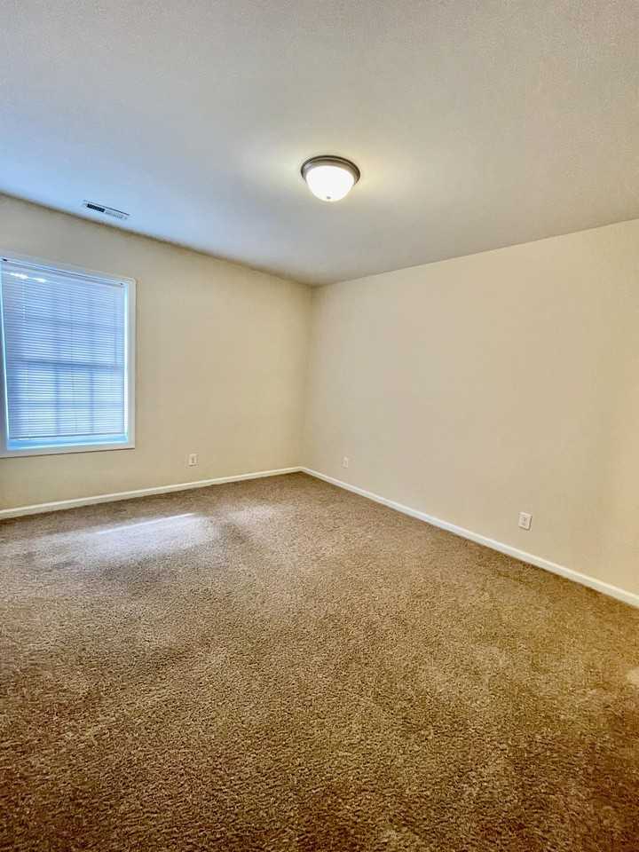 101 Colonnade Street - Photo 7 of 23