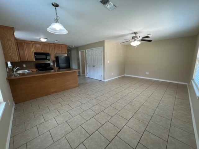 Nash Duplexes - Photo 6 of 37