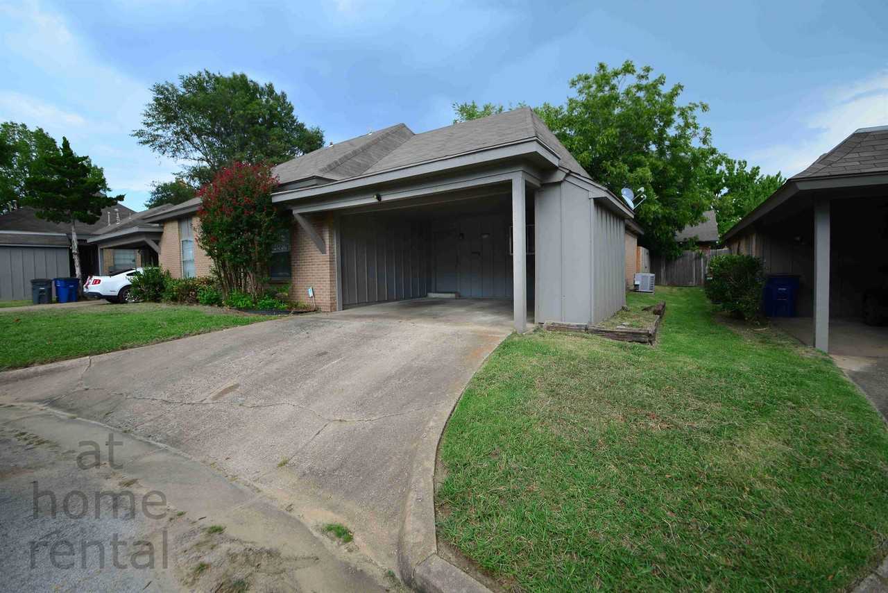 Sleezer - 4713 - Photo 2 of 17