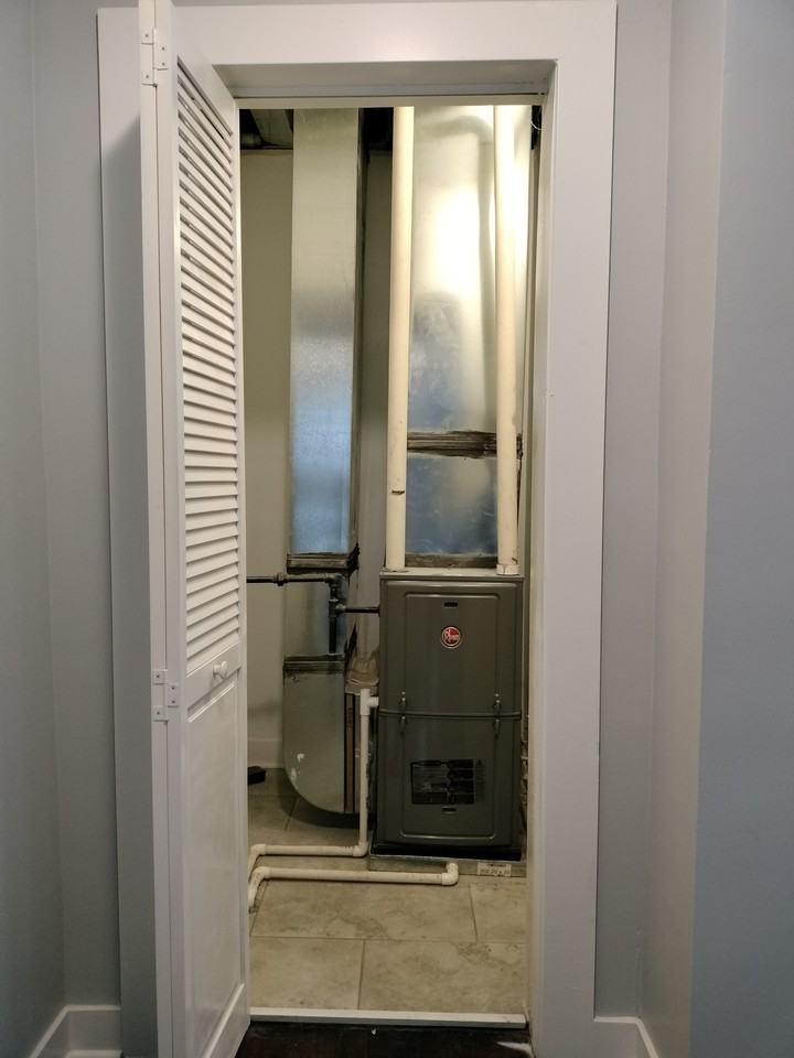 6601 South Bishop Street - Photo 2 of 19