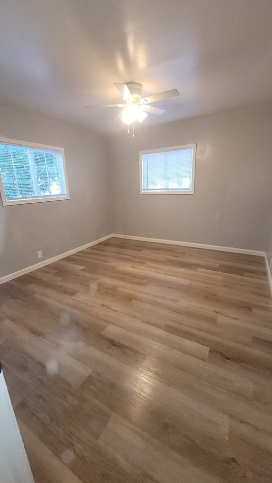 1423 Mono Drive - Photo 6 of 31