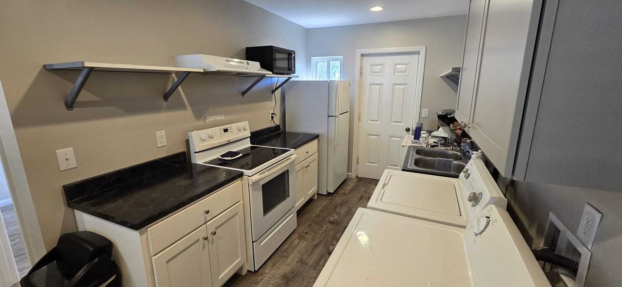 205 Stone Street Northwest - Photo 2 of 10