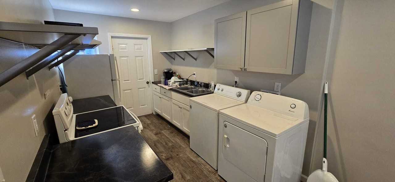 205 Stone Street Northwest - Photo 3 of 10