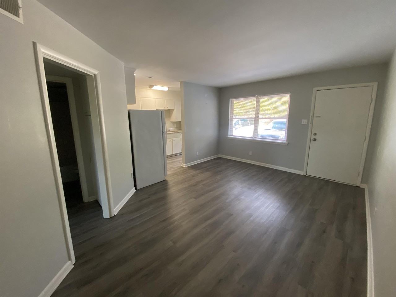 4801 Hickory Avenue - Photo 2 of 15