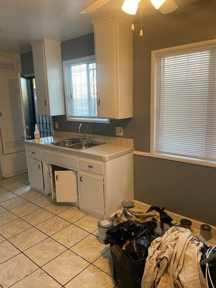 1223-1225 West 109th Street - Photo 3 of 28