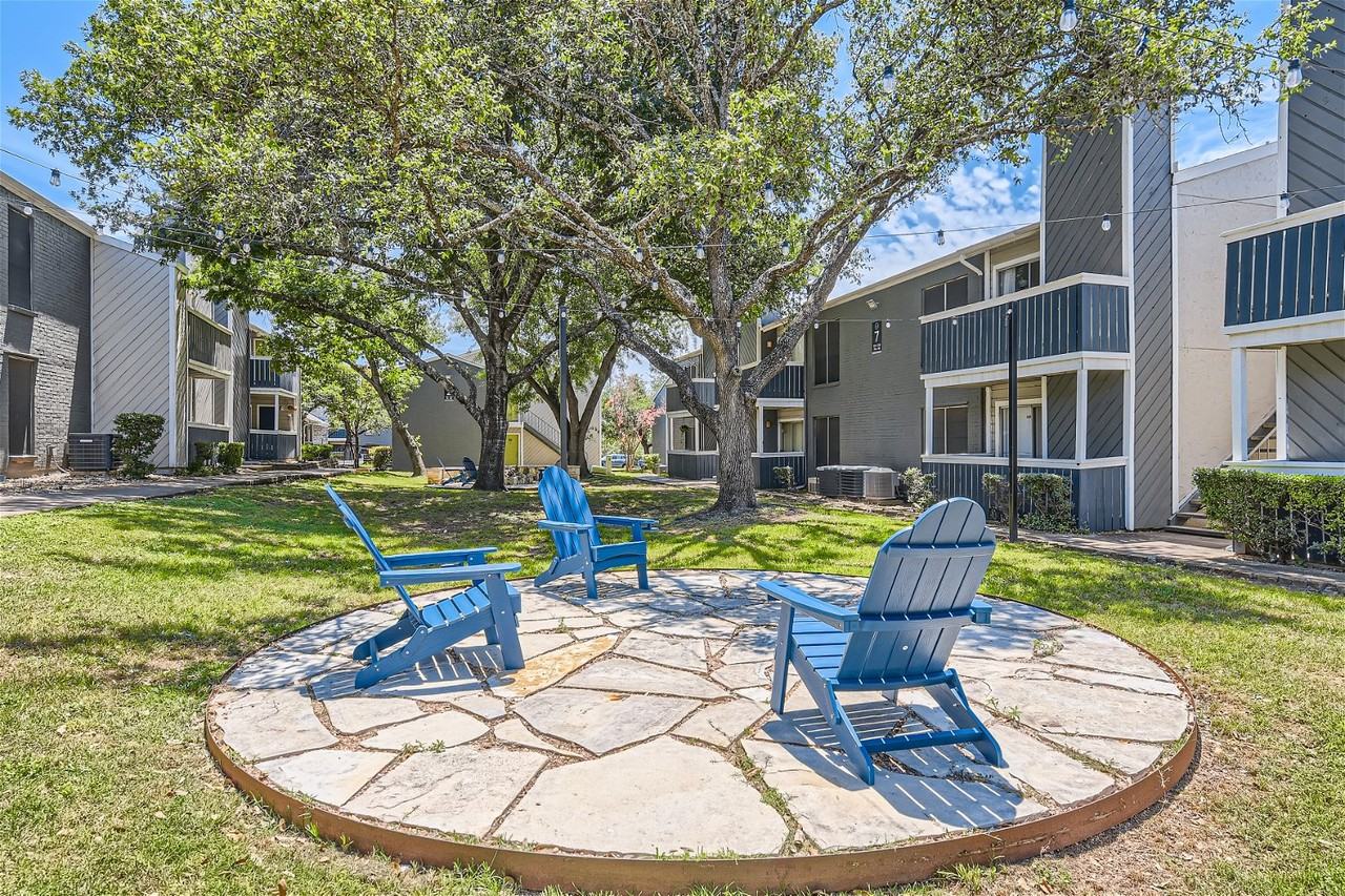 Woodstone - Photo 5 of 29