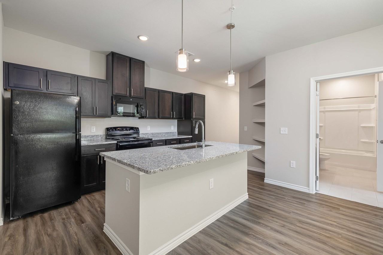 The Terrace at Highland Hills - Photo 6 of 37