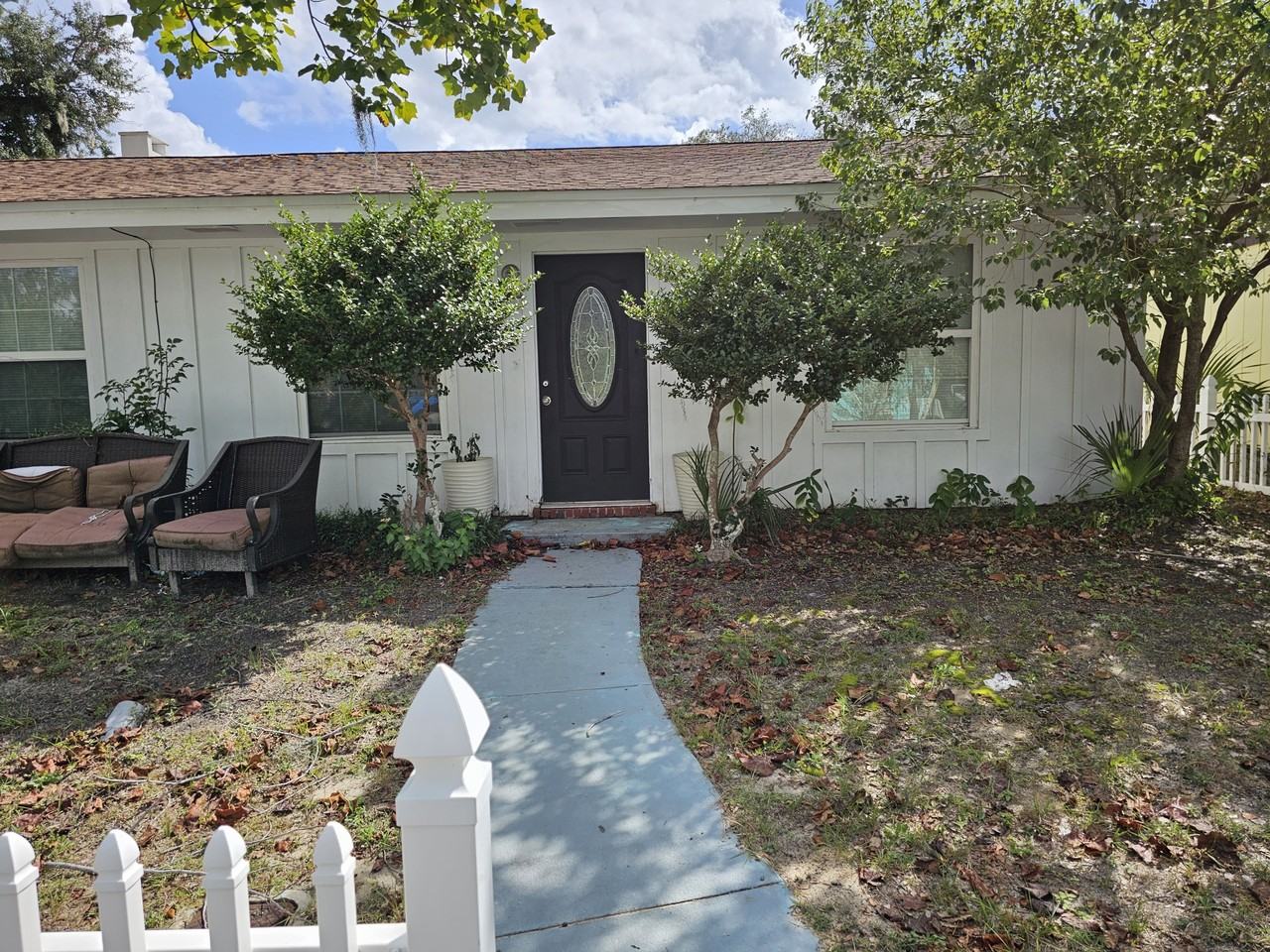 2807 West 11th Street - Photo 3 of 14