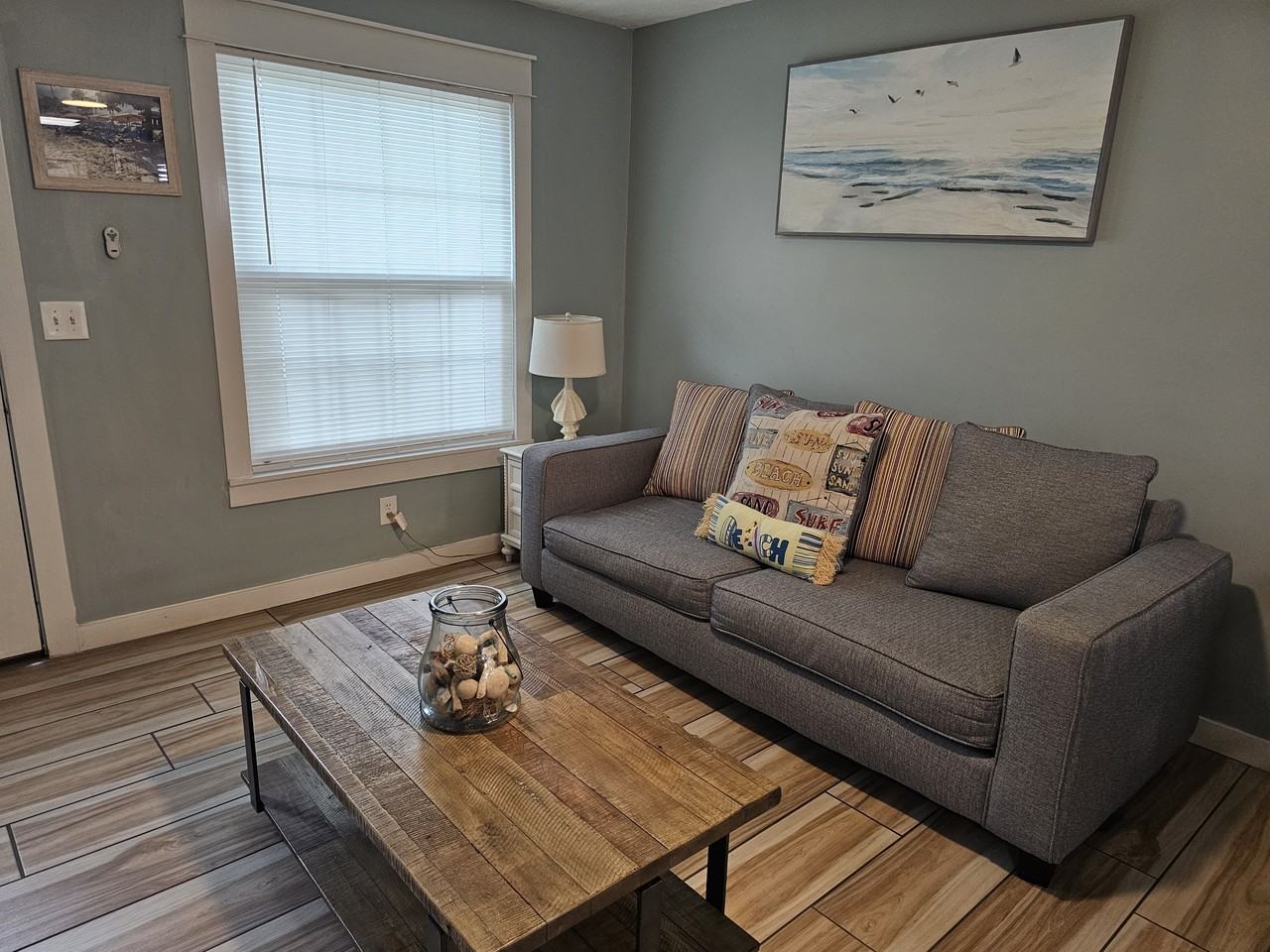 2807 West 11th Street - Photo 5 of 14