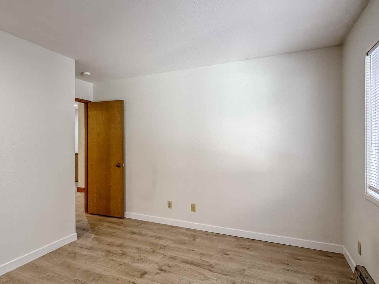 5210 11th Avenue Northeast - Photo 7 of 15