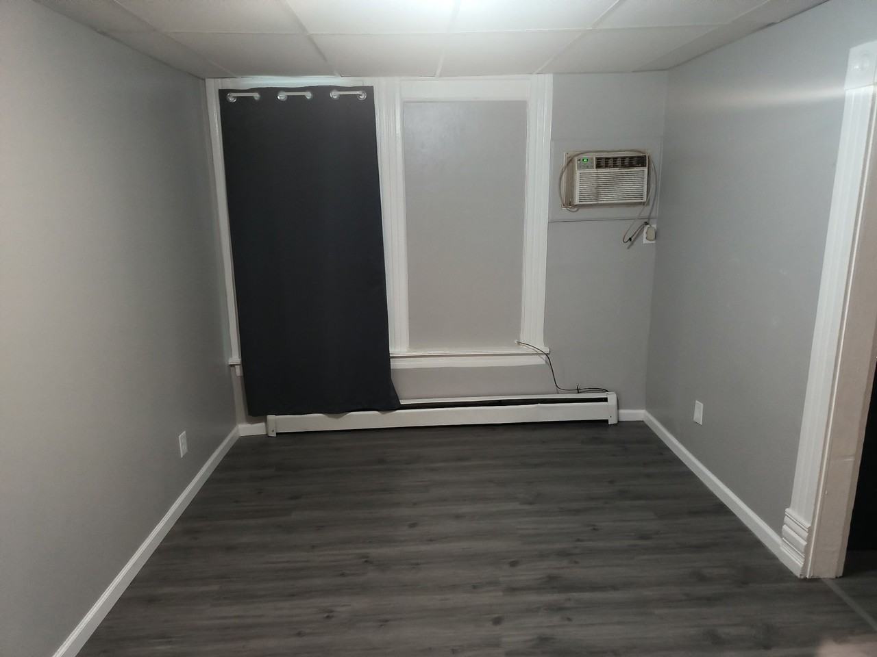 725 East Monroe Street Apt 3 - Photo 2 of 2