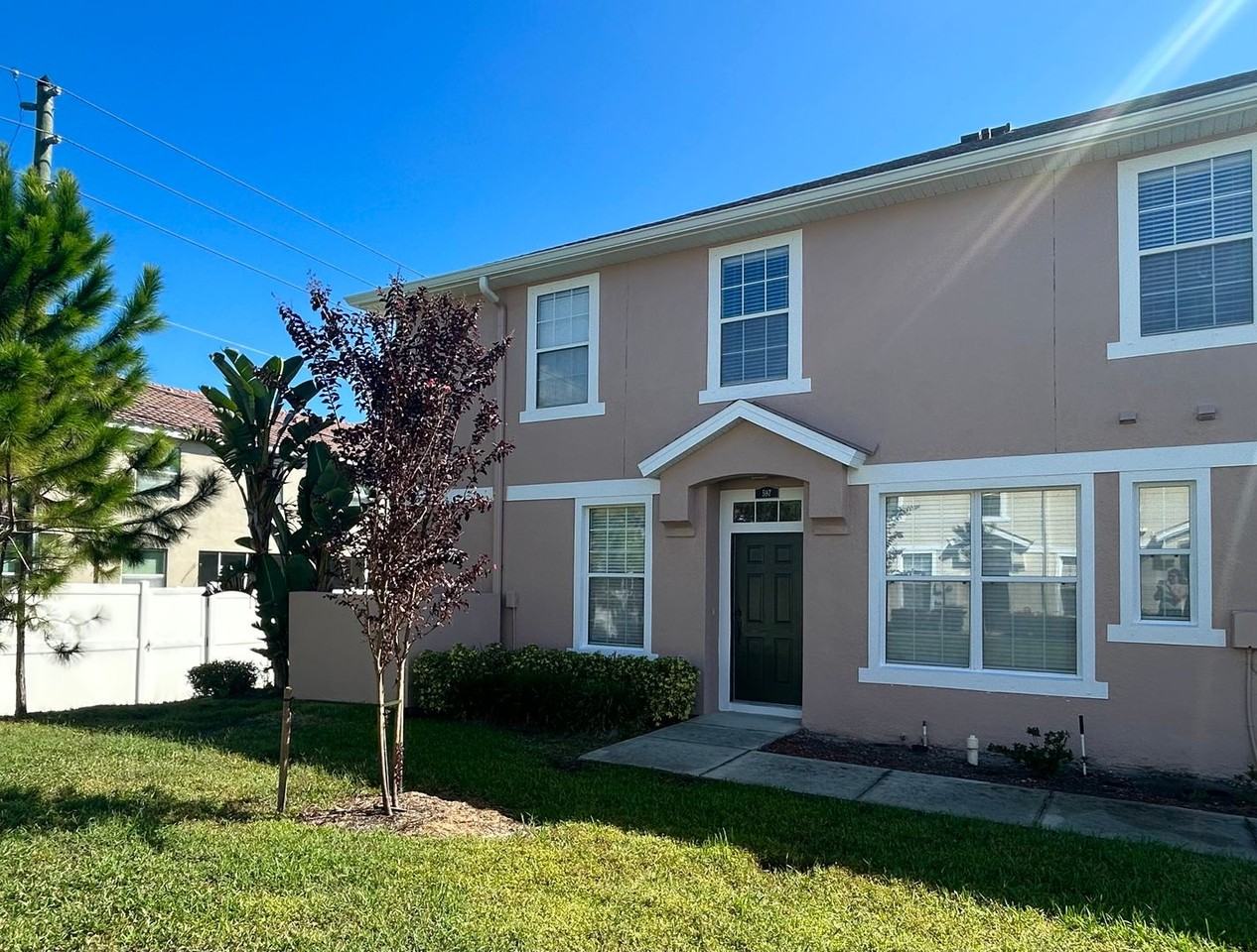 597 52nd Ave N - Photo 2 of 31