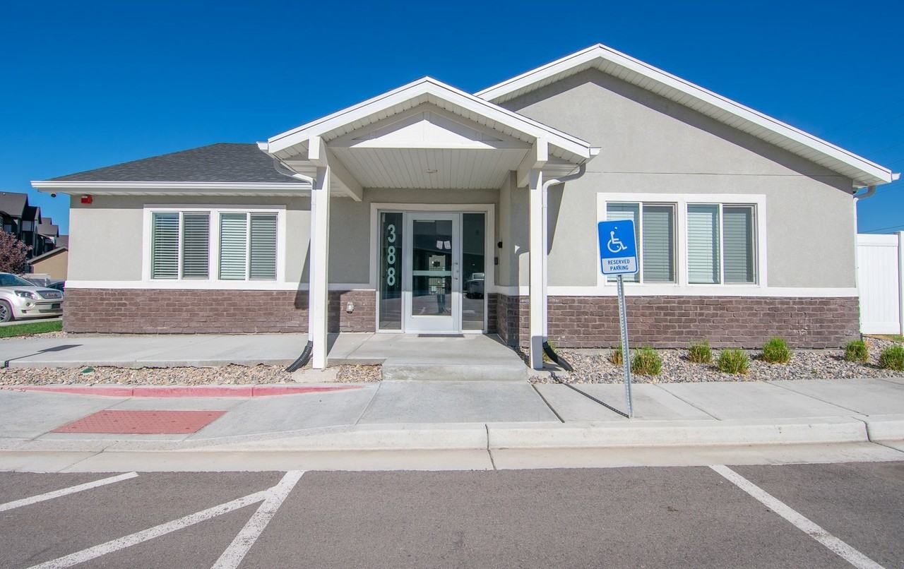 *Pineridge Farms in Payson - Photo 5 of 50