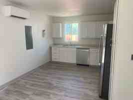 featured image of 352 Brown St ##A