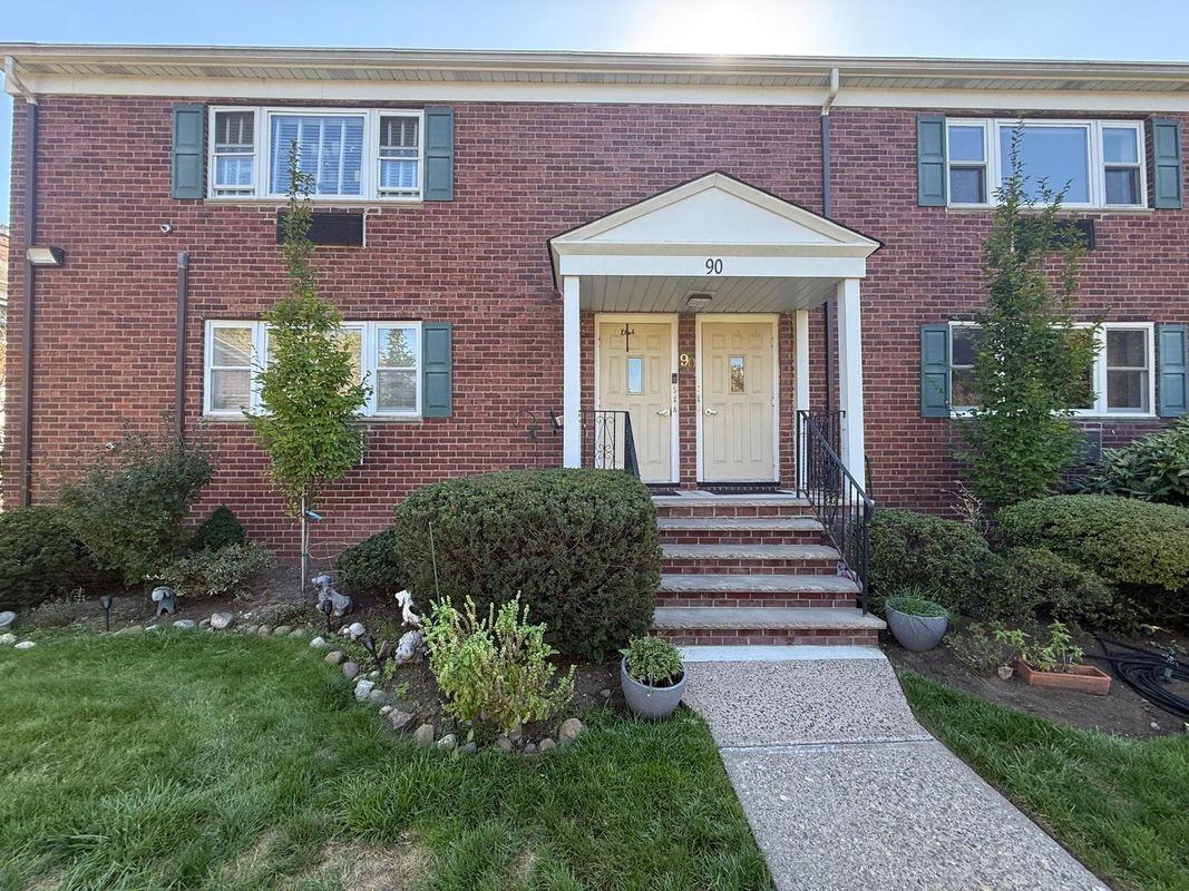 90 Franklin St Apt C