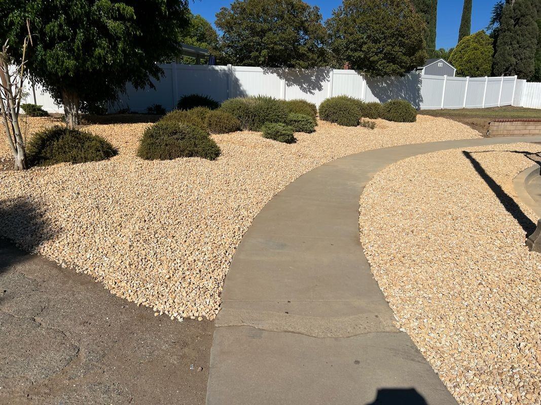 421 Royal Cir - Photo 3 of 16