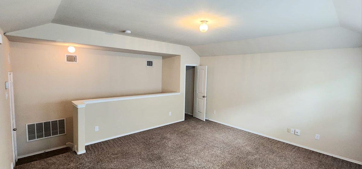 1209 Nocona Dr - Photo 5 of 14