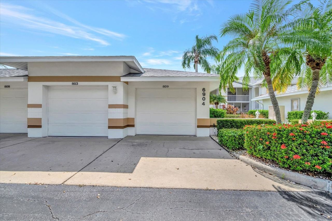 6904 Drewrys Blf - Photo 5 of 26